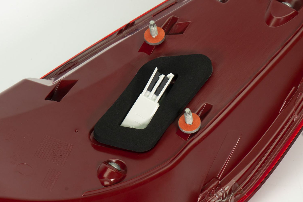 Mercedes-Benz S-Class Right Rear Light, Magneti Marelli OEM, OEM A2229065501 - View 9