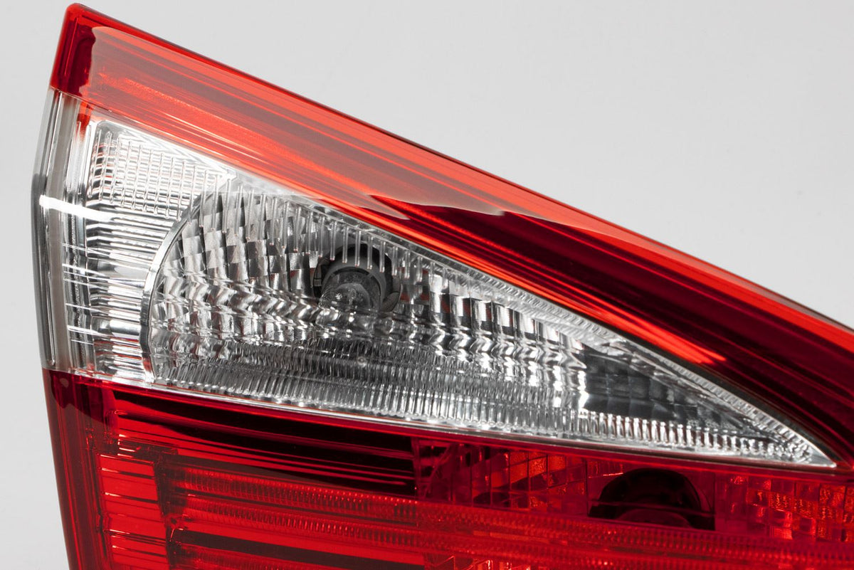 Ford Focus Turnier Left Rear Light, Hella OEM, OEM 1715141 - View 9