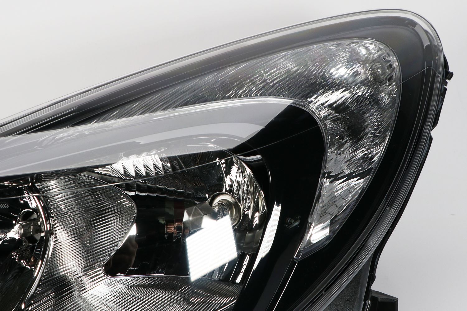 Vauxhall Corsa D Left Headlight, Valeo OEM, OEM 95510691 - View 6