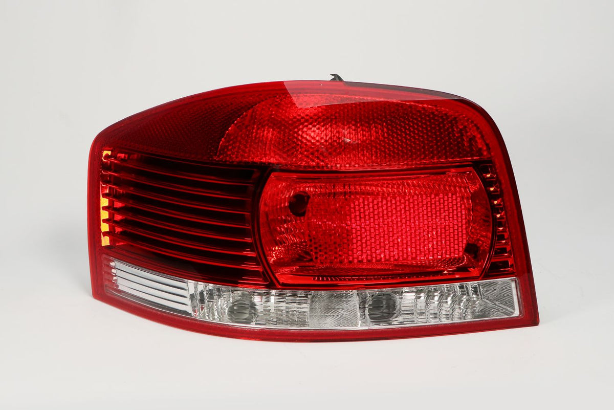 Audi A3 Left Rear Light, Magneti Marelli OEM, OEM 8P0945095A, MPN MRL4032