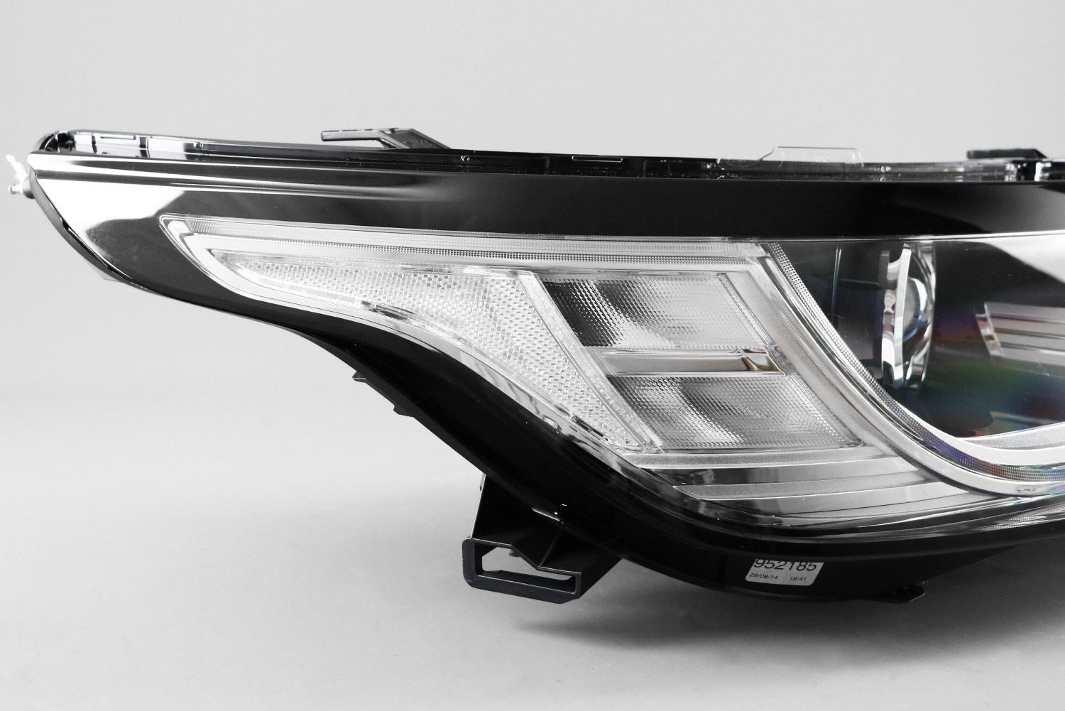 Land Rover Range Rover Sport Right Headlight, Magneti Marelli OEM, OEM LR044258 - View 12