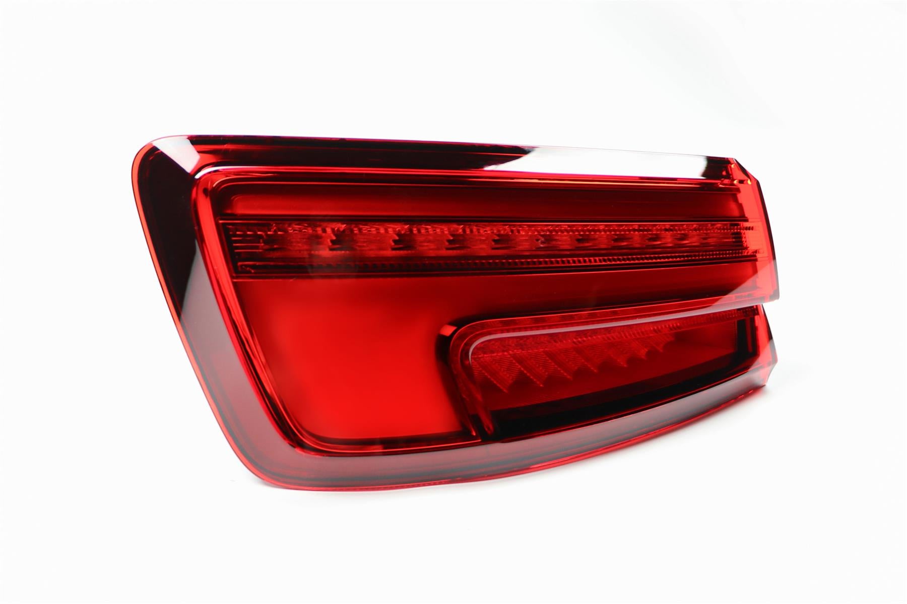 Audi A3 Left Rear Light, Magneti Marelli OEM, OEM 8V5945069B - View 12