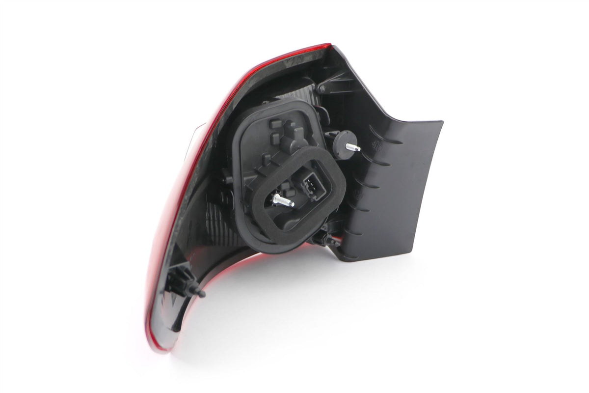 Ford C-Max Right Rear Light, Valeo OEM, OEM 1686889 - View 11