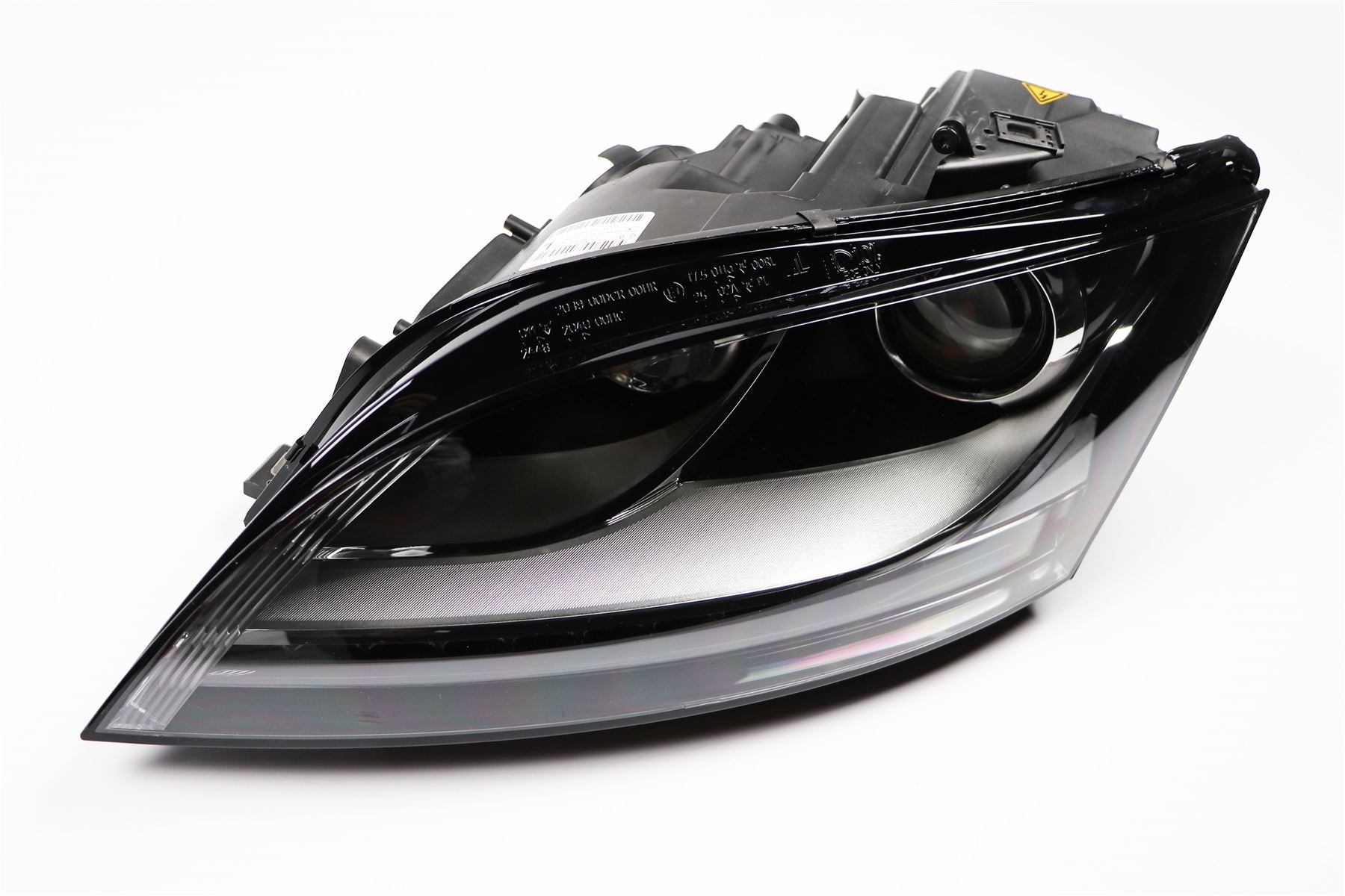 Audi TT Left Headlight, Magneti Marelli OEM, OEM 8J0941029AA - View 9