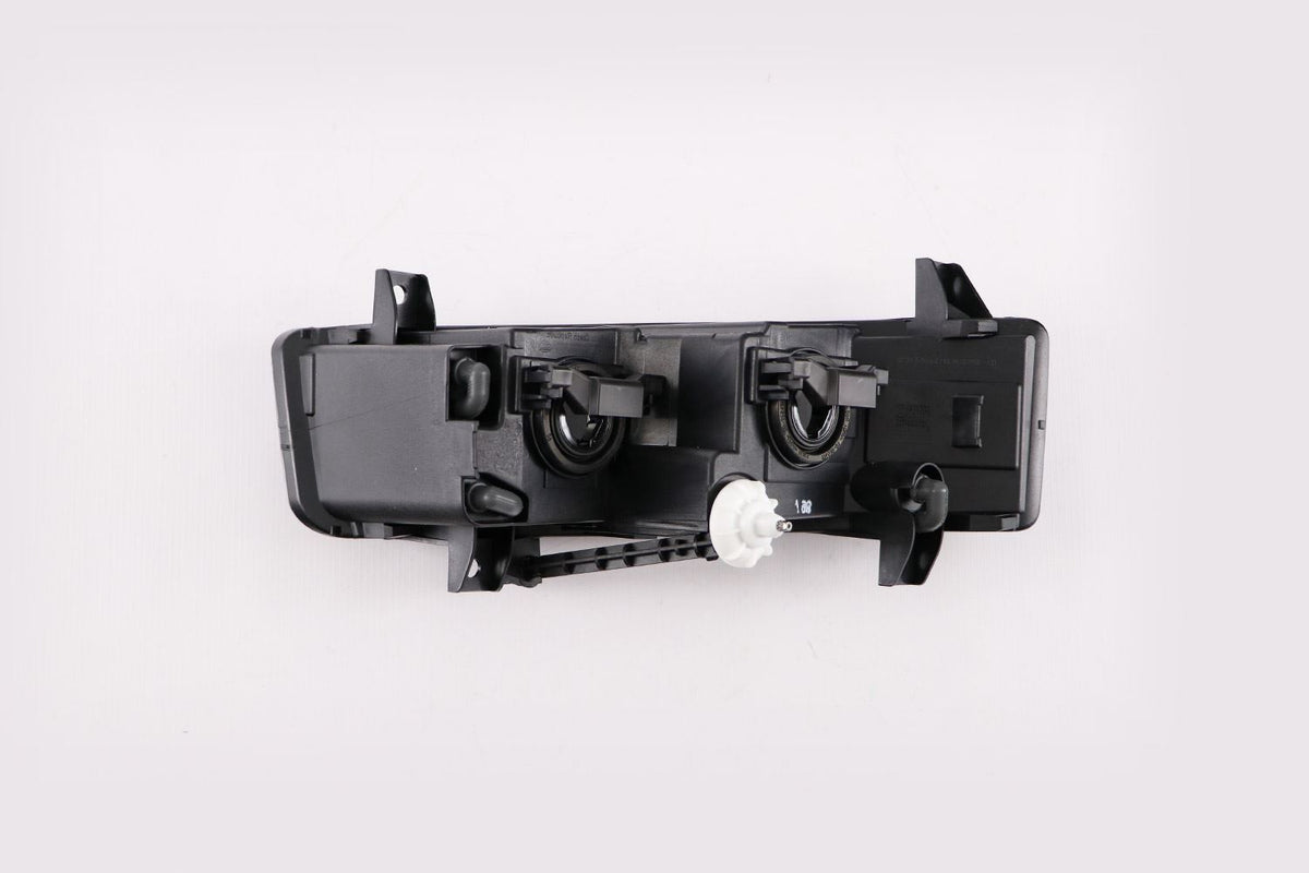 Hella Right Front Fog Light for Skoda, OEM quality, OEM 5E0941702A - View 3