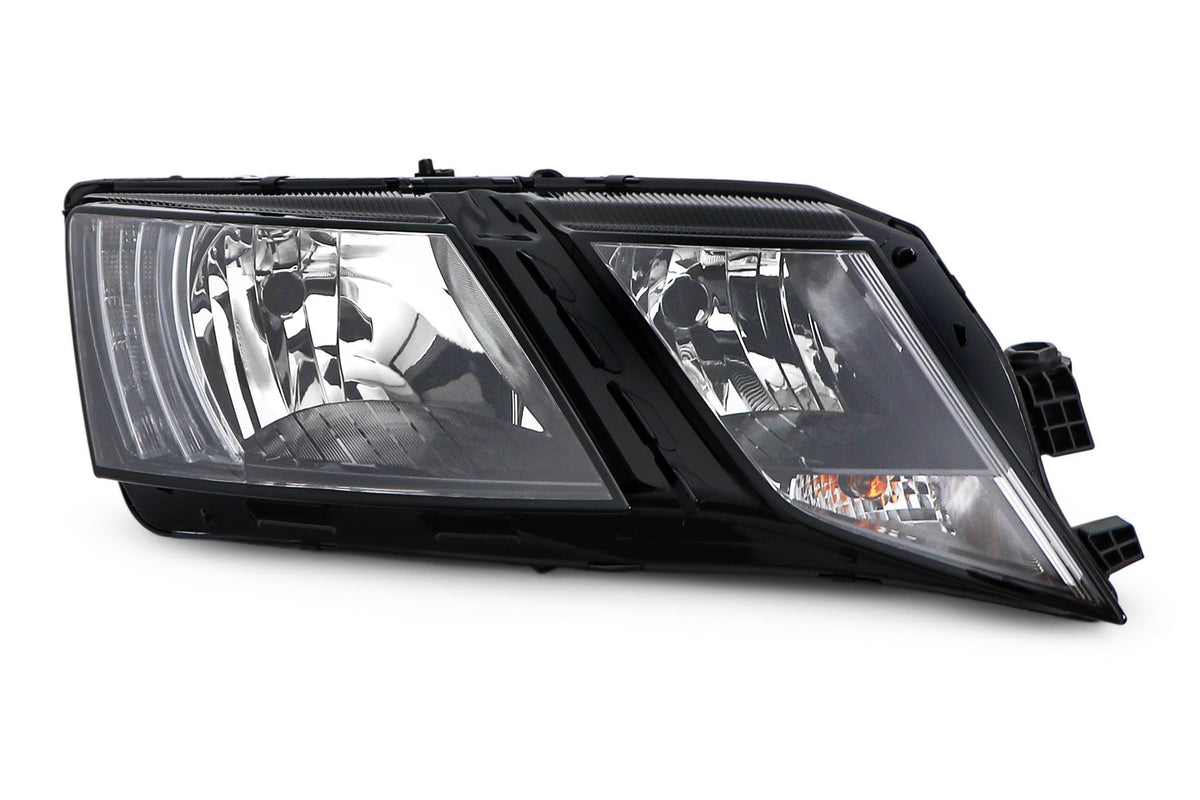 Skoda Octavia Right Headlight, Magneti Marelli OEM, OEM 5E2941016C, MPN MHL9081