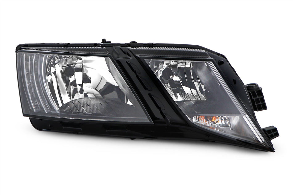 Skoda Octavia Right Headlight, Magneti Marelli OEM, OEM 5E2941016C, MPN MHL9081