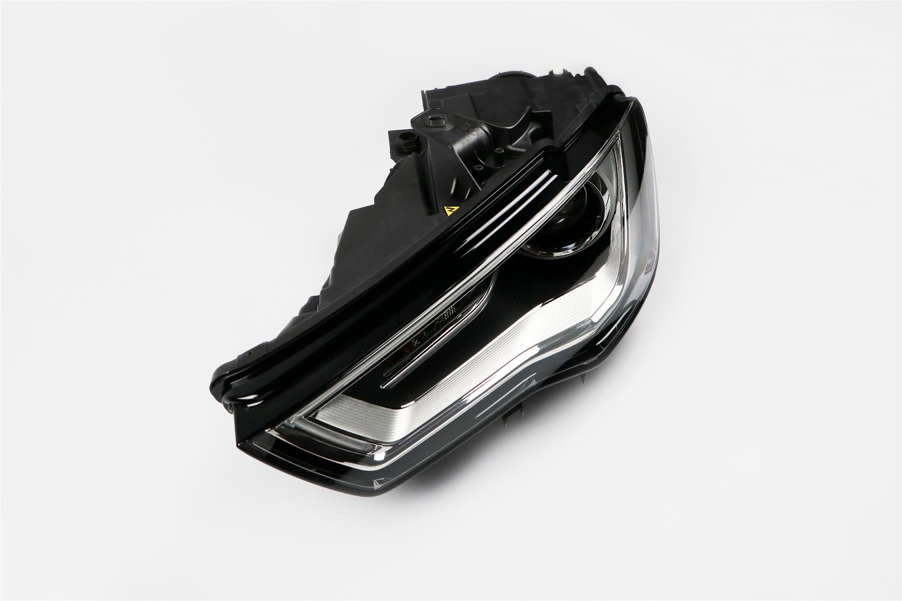 Hella Bi-Xenon AFS Left Headlight for Audi, OEM quality, OEM 8V0941753 - View 4