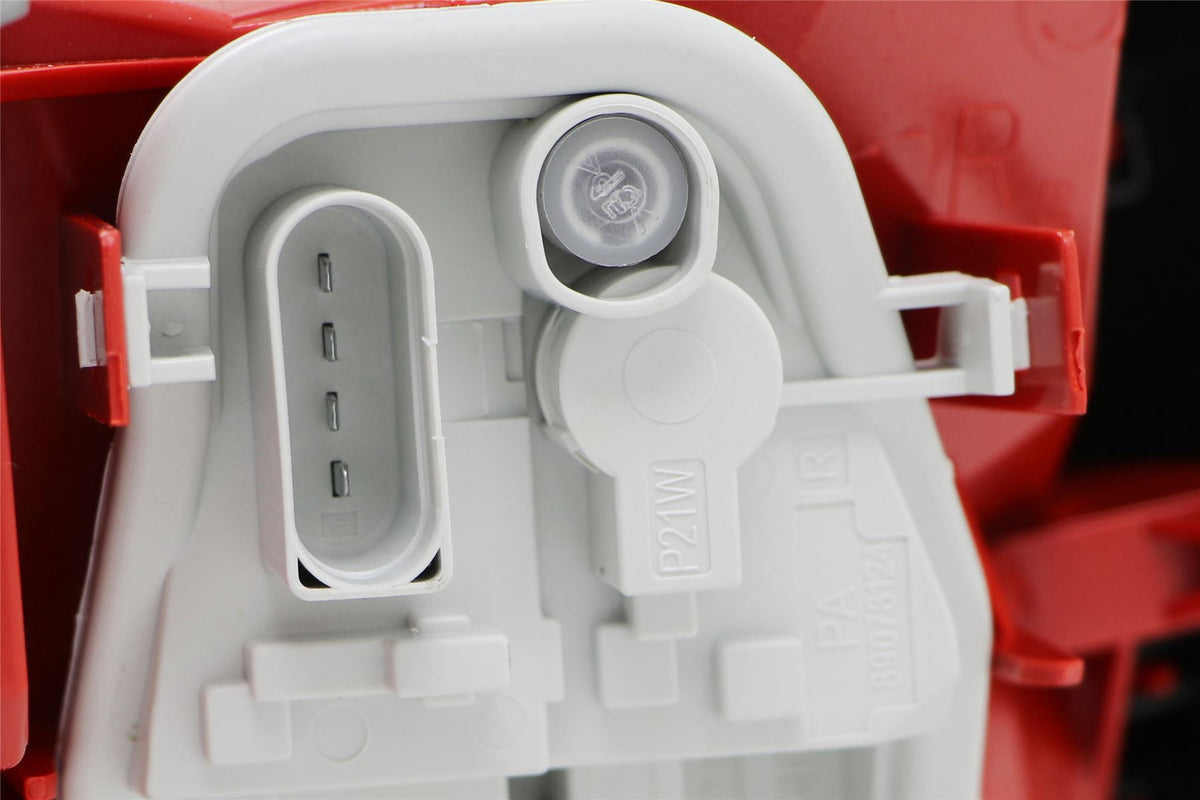 Audi A6 Right Rear Light, Valeo OEM, OEM 4F9945096E - View 7