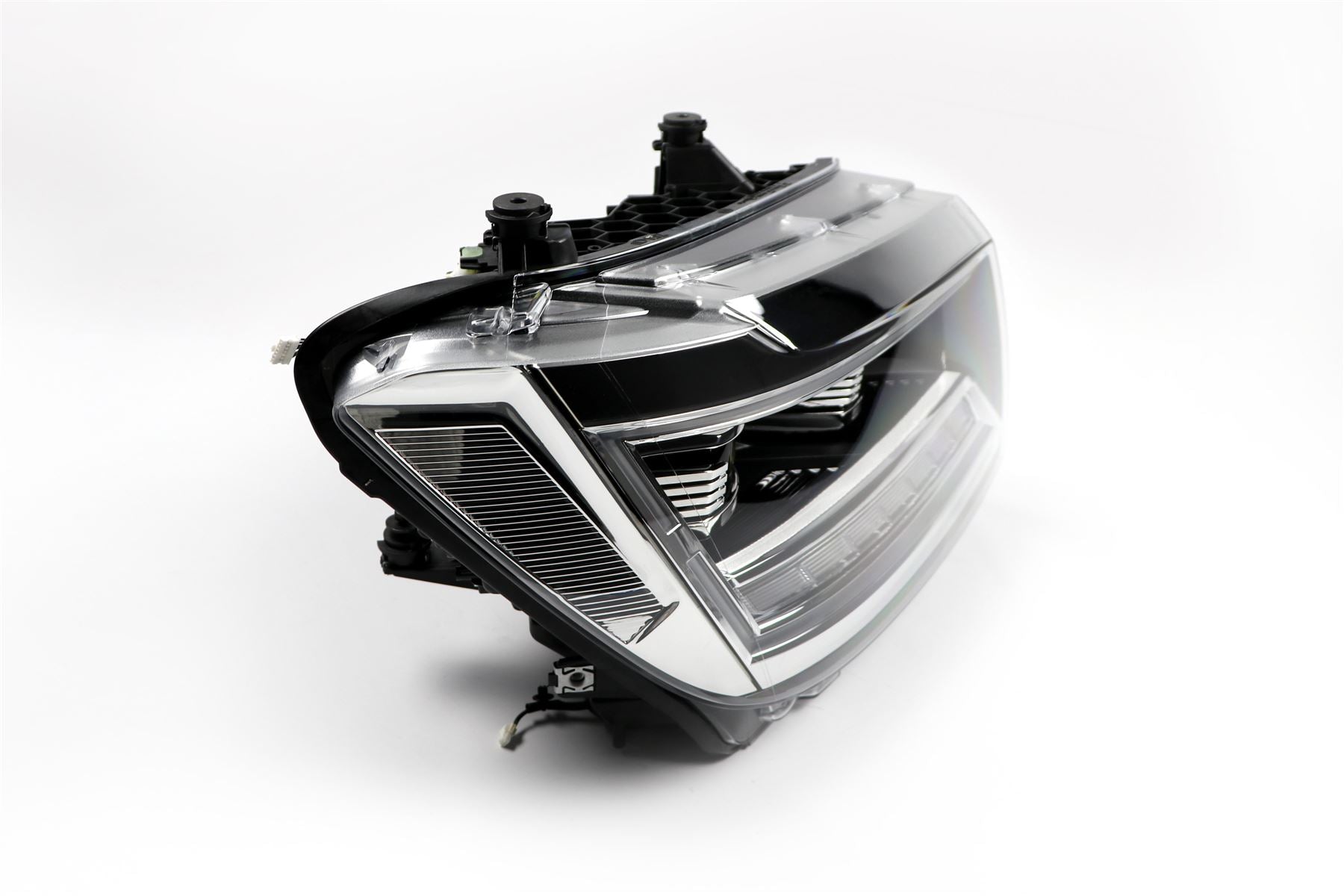 Hella LED Right Headlight for Volkswagen & MAN, OEM quality, OEM 7C1941036 - View 10