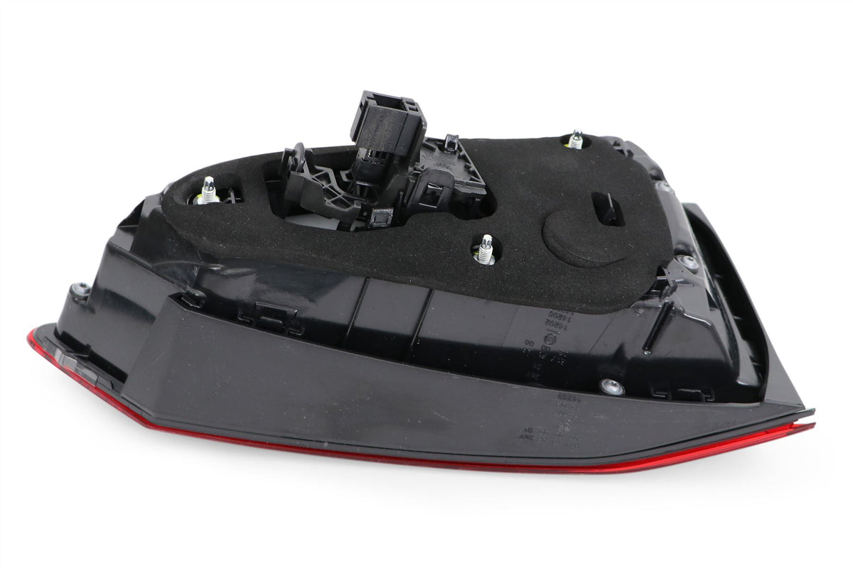 Seat Ateca Left Rear Light, Valeo OEM, OEM 575945307G - View 4