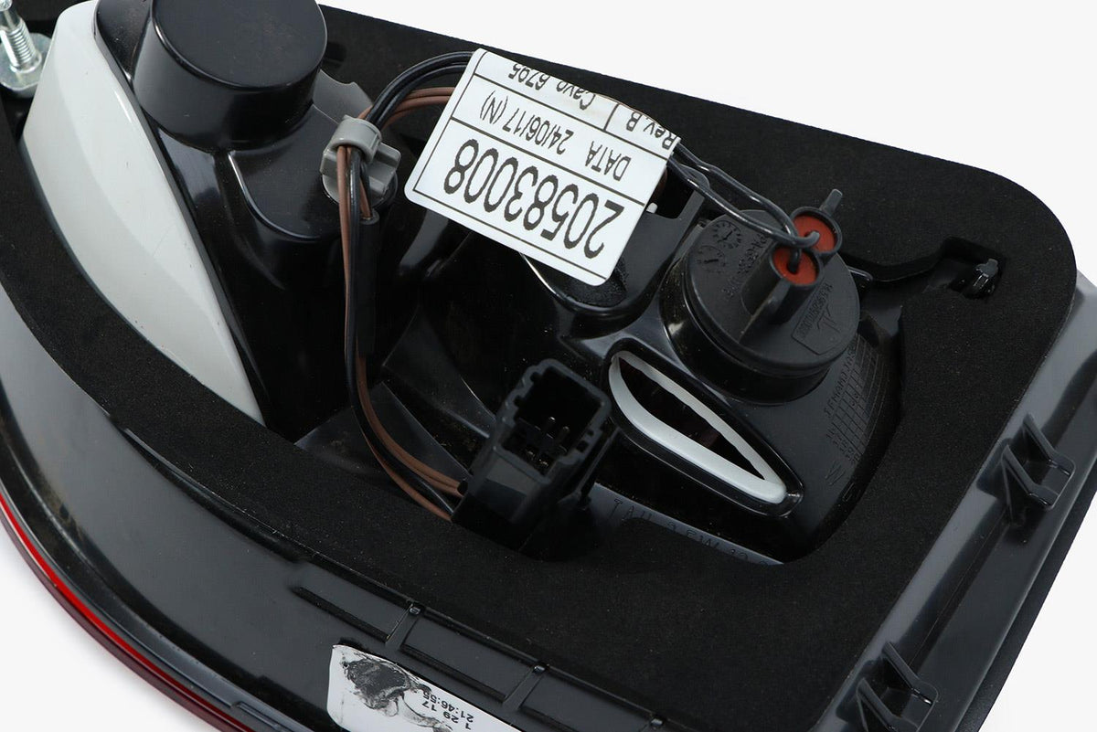 Vauxhall Insignia Left Rear Light, Magneti Marelli OEM, OEM 39107540 - View 9