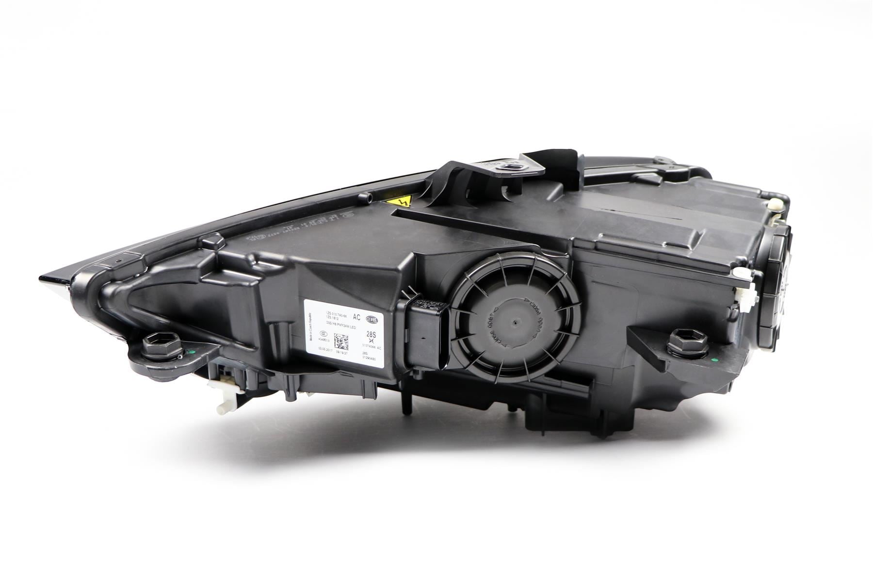Hella Bi-Xenon AFS Right Headlight for Audi, OEM quality, OEM 8V0941754 - View 10