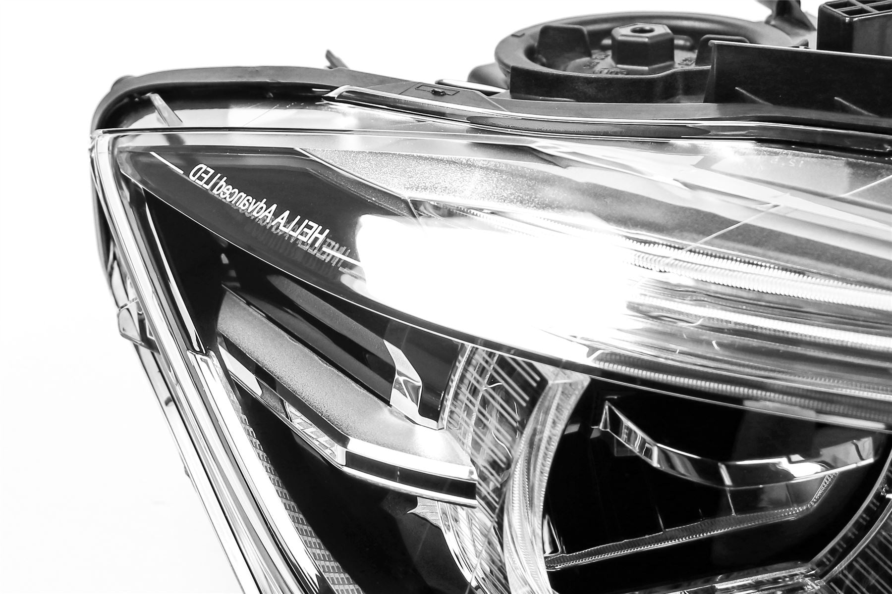 Hella LED Right Headlight for BMW, OEM quality, OEM 63117419632 - View 5