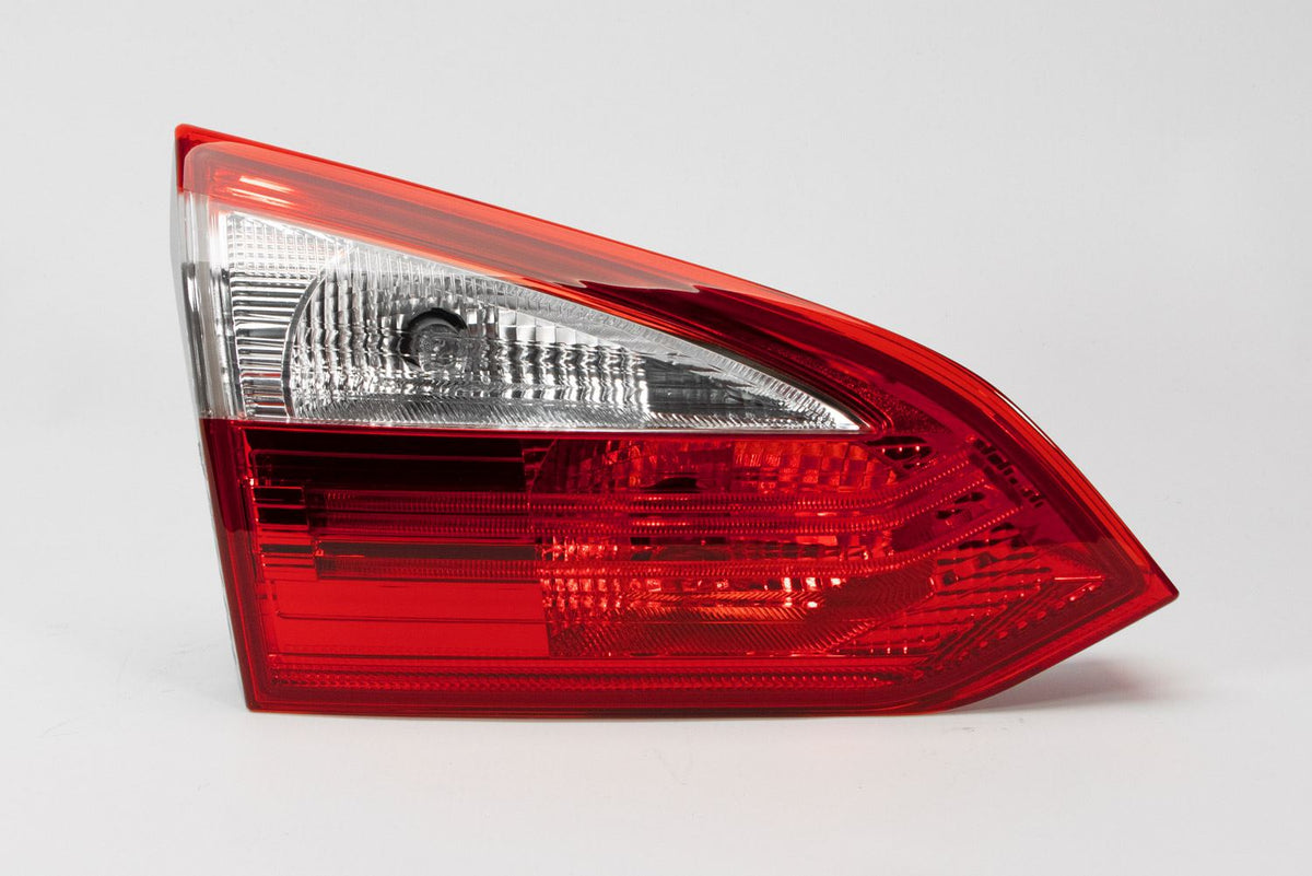 Ford Focus Turnier Left Rear Light, Hella OEM, OEM 1715141 - View 8