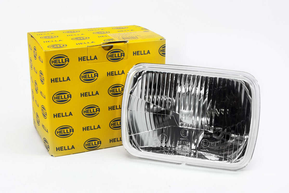 Jeep Wrangler Right Headlight, Hella OEM, OEM 021404C, MPN 1LE 003 427-041