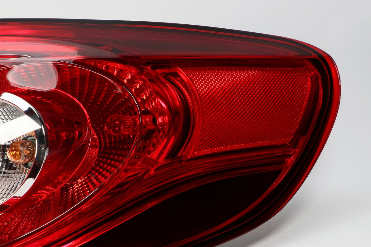 Volkswagen Passat CC Right Rear Light, Magneti Marelli OEM, OEM 3C8945096 - View 4
