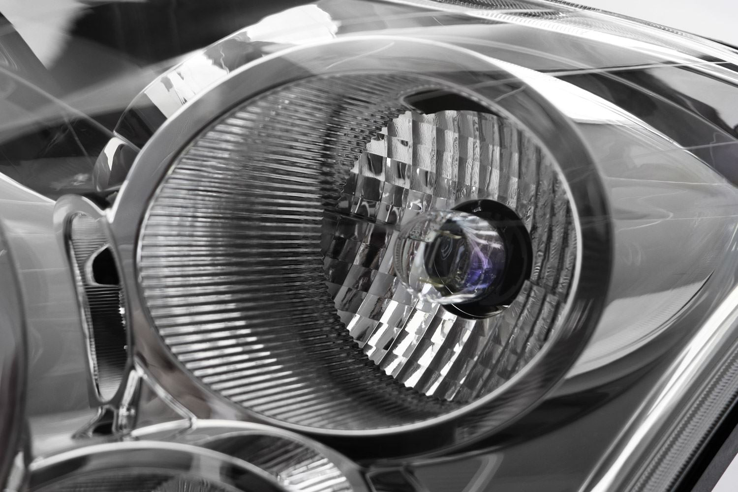 Hella DRL Left Headlight for Mercedes-Benz, OEM quality, OEM A6398202061 - View 11