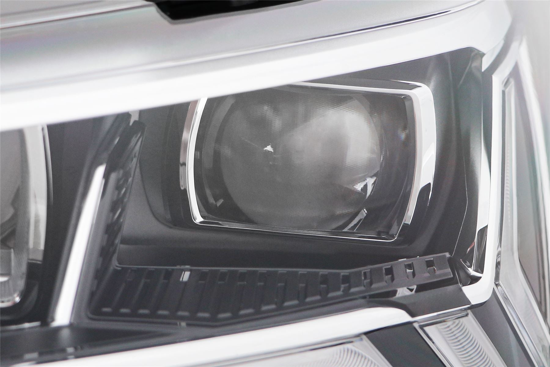 Hella LED Right Headlight for Audi, OEM quality, OEM 83A941773A - View 6