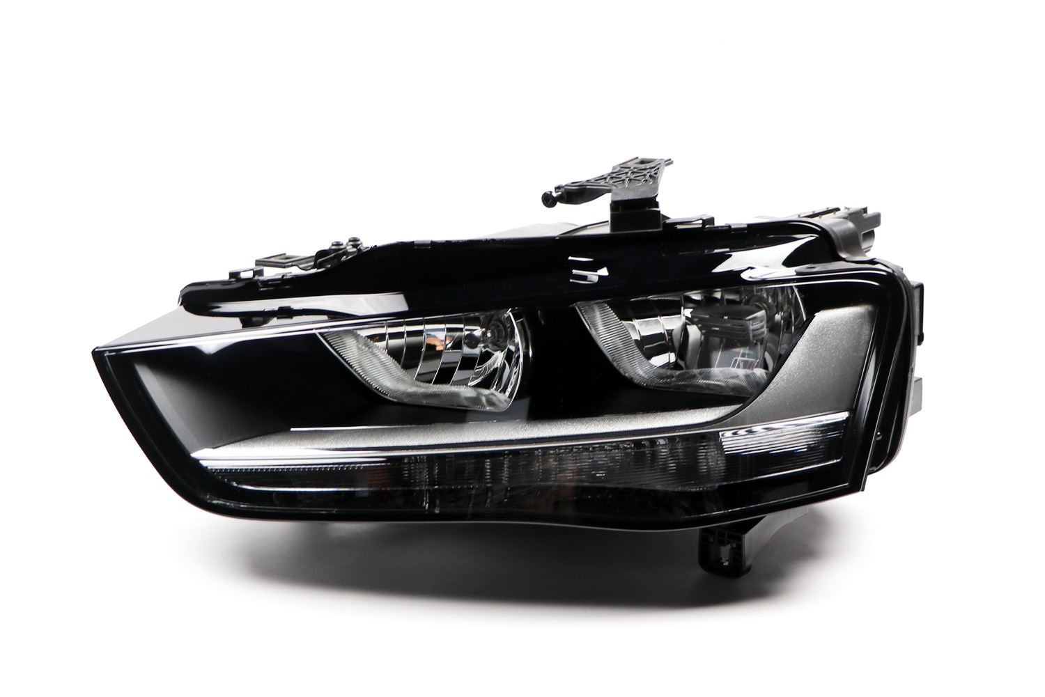 Audi A4 B8 Left Headlight, Magneti Marelli OEM, OEM 8K0941003AC, MPN MHL7802