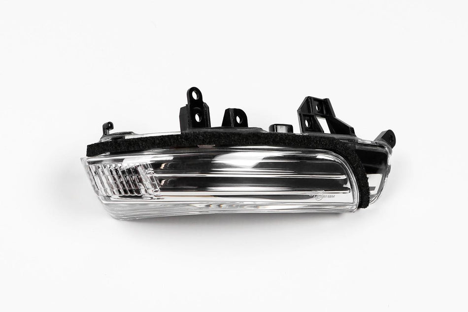 Mirror Indicator Right - for Toyota - OEM 388-TYL545 | Eurowagens
