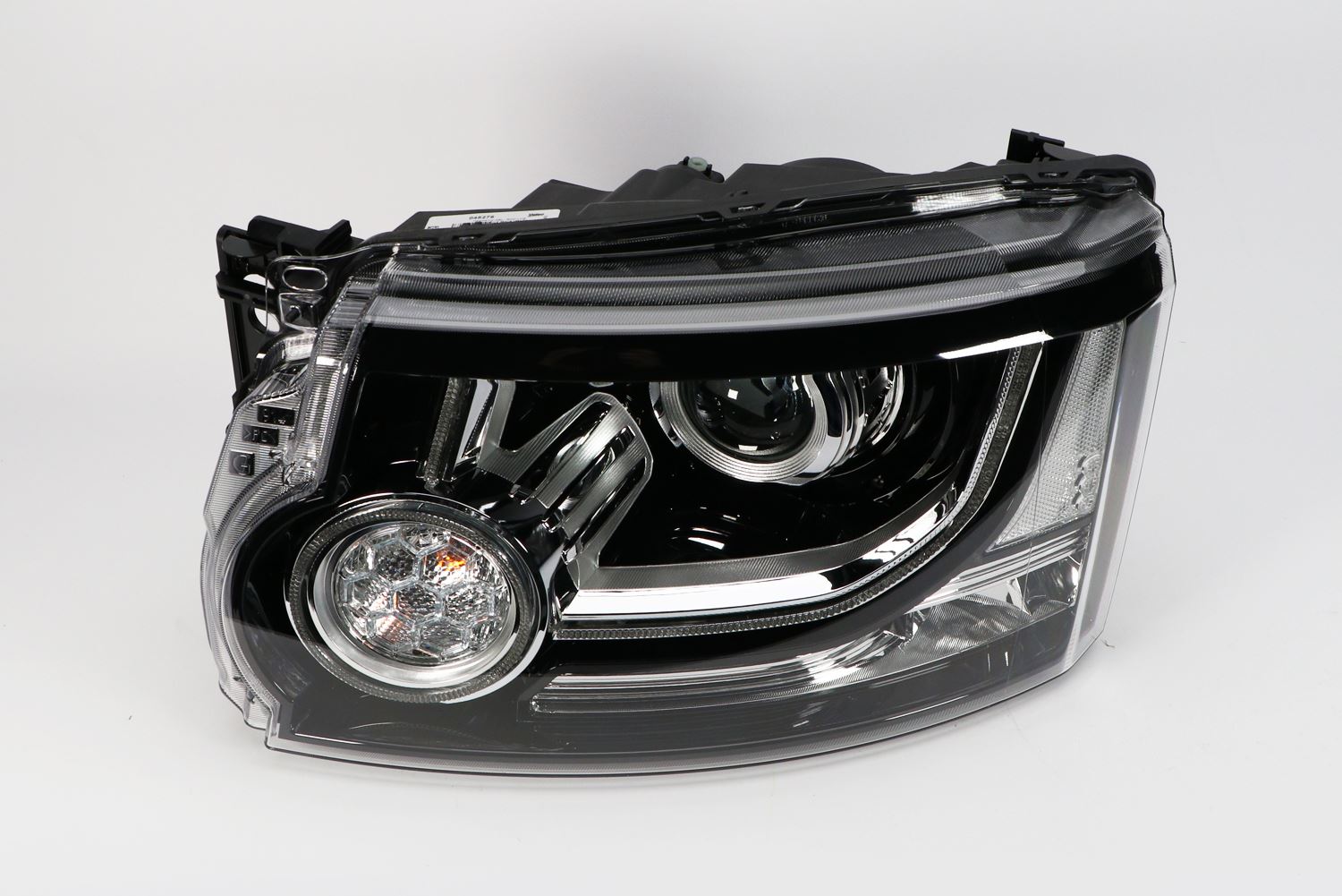 Land Rover Discovery Headlight Cover, Valeo OEM, OEM LR052388 - View 2