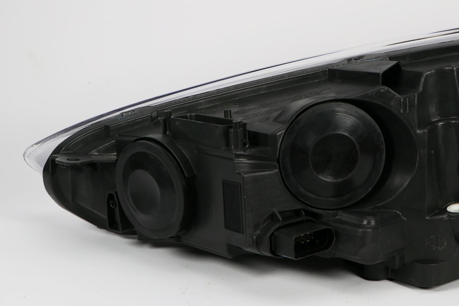 Hella Right Headlight for Ford, OEM quality, OEM 1866237 - View 9