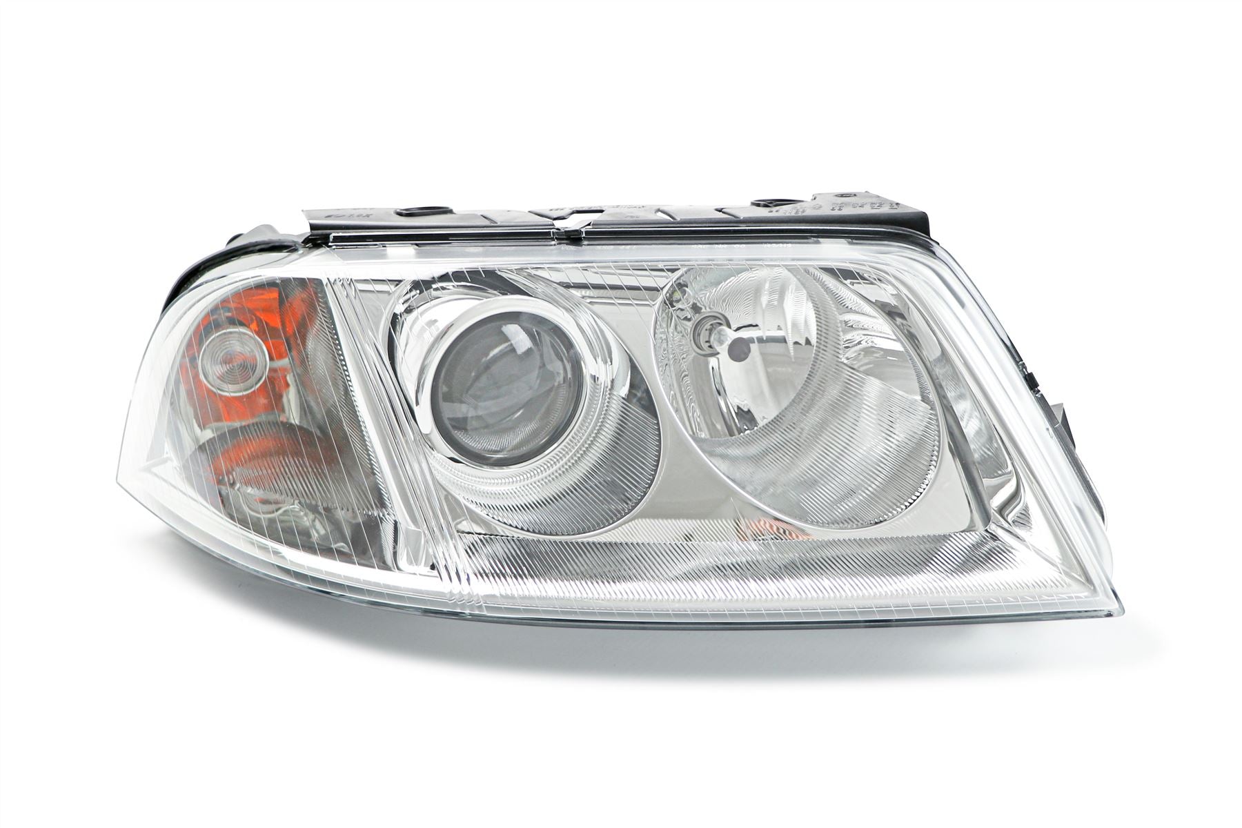Volkswagen Passat Right Headlight, Hella OEM, OEM 3B0941016 - View 12