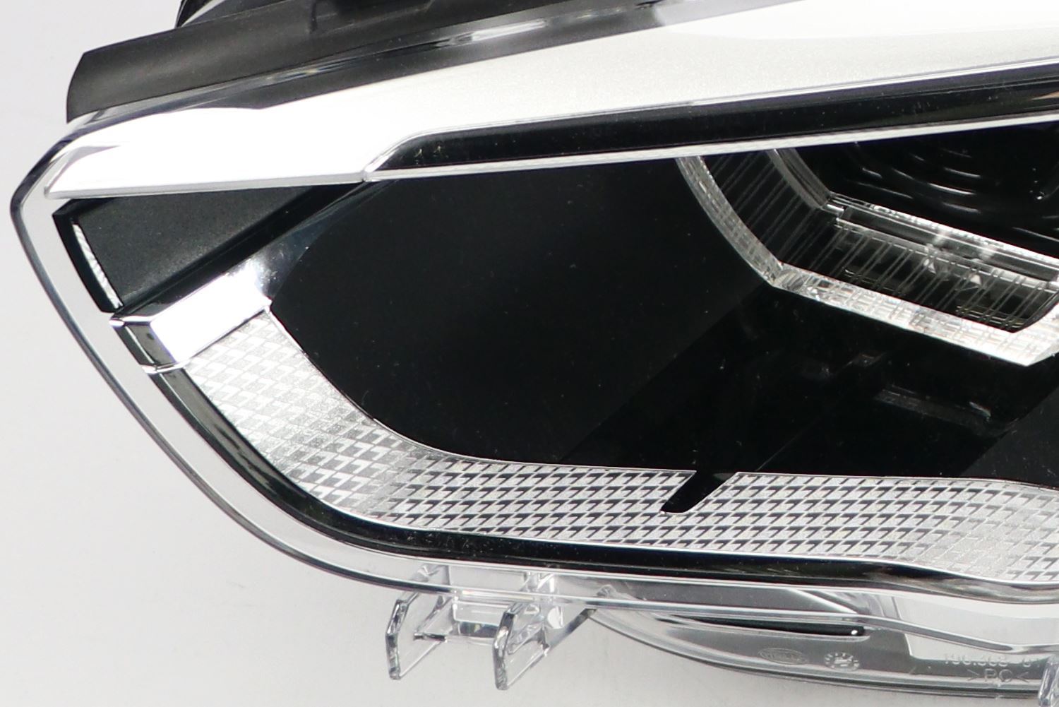 BMW 1 Series Left Headlight, Hella OEM, OEM 63117414147 - View 8