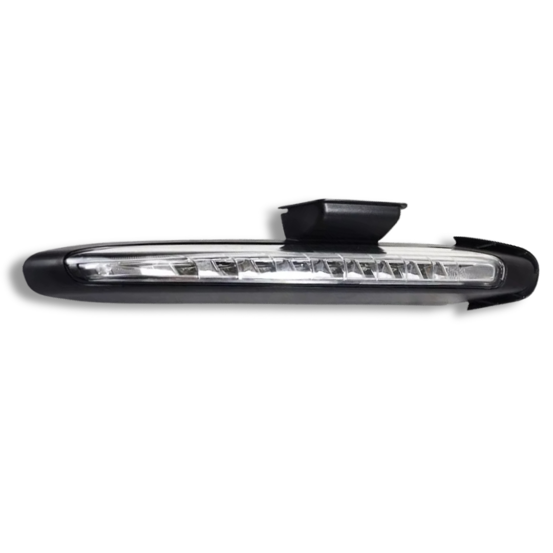Porsche Cayenne Right Indicator, Valeo OEM, OEM 95863118100 - View 7