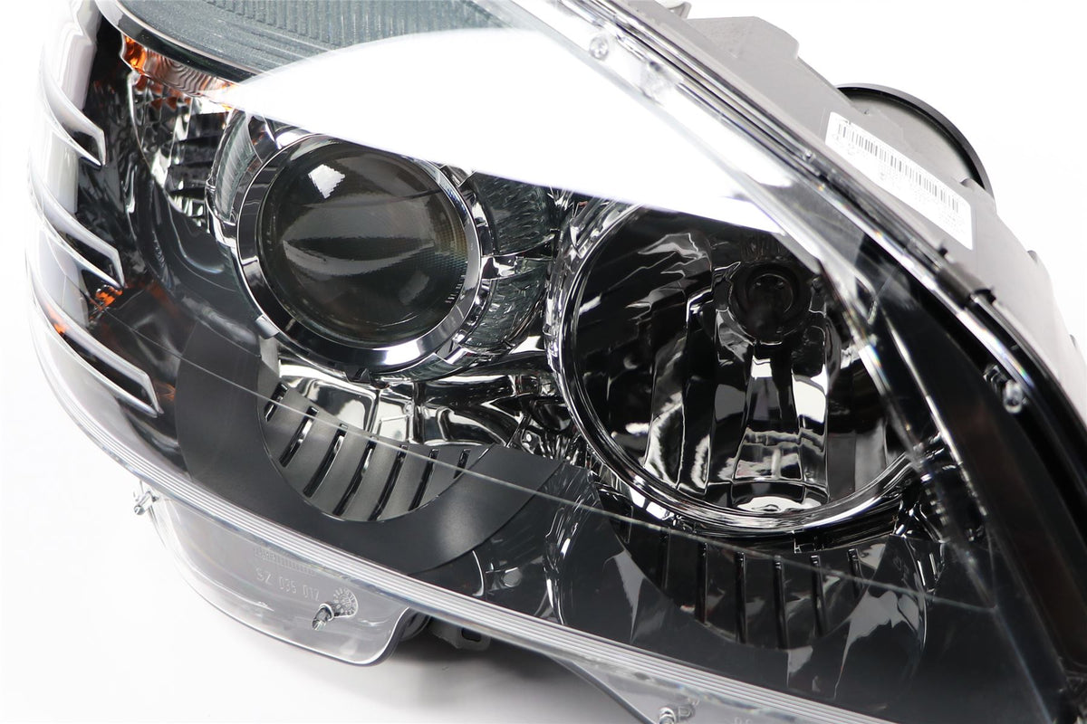 Mercedes-Benz CLC-Class Sportcoue Right Headlight, Magneti Marelli OEM, OEM A2038206059 - View 5