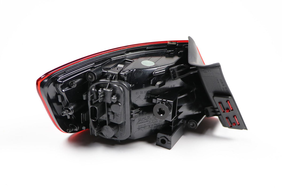 Audi A3 Right Rear Light, Magneti Marelli OEM, OEM 8V4945096C - View 8