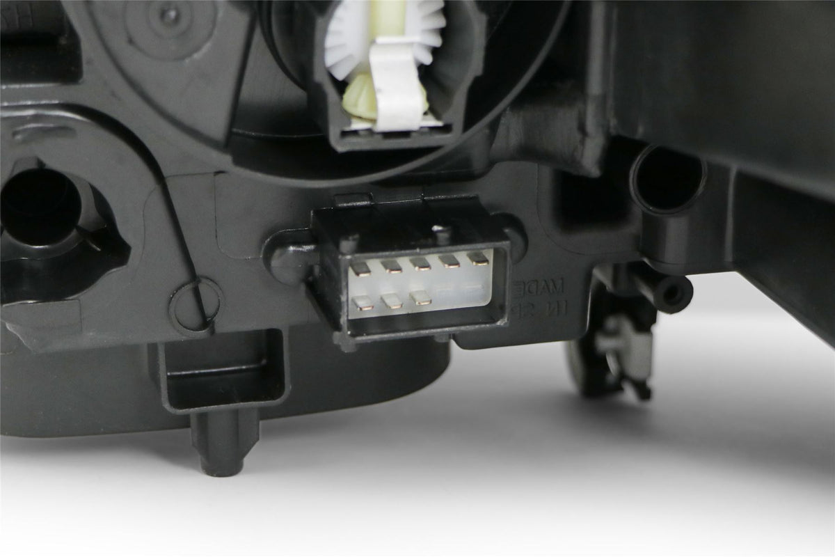Vauxhall Crossland X Right Headlight, Valeo OEM, OEM 39153541 - View 10
