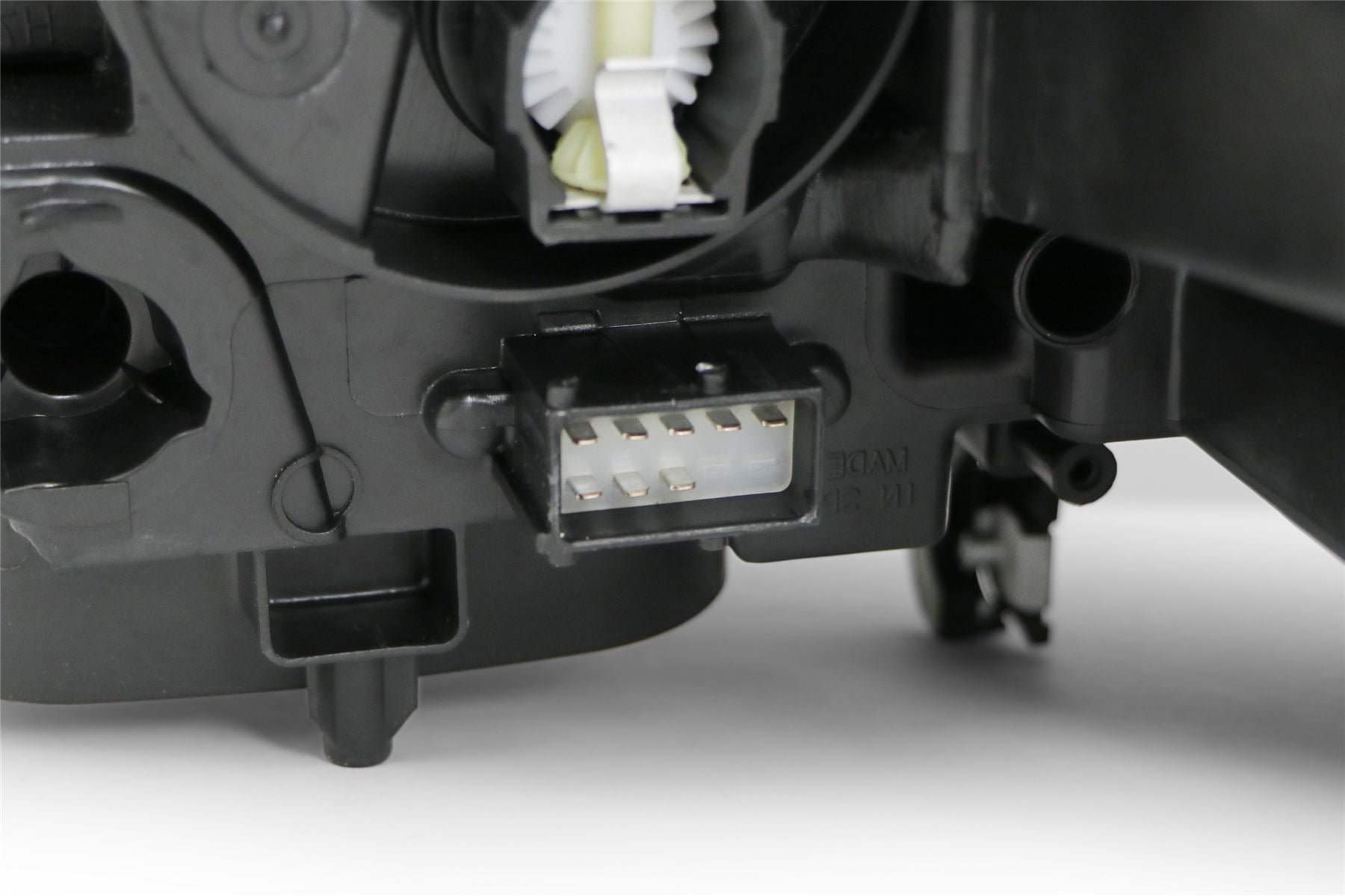 Vauxhall Crossland X Right Headlight, Valeo OEM, OEM 39153541 - View 10