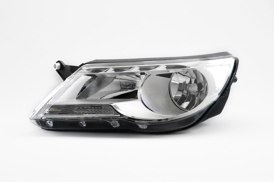 Volkswagen Tiguan Left Headlight, Hella OEM, OEM 5N2941031G, MPN 1LD 247 038-231
