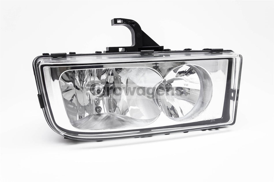 Mercedes-Benz Axor Right Headlight, Hella OEM, OEM 1536154 - View 2