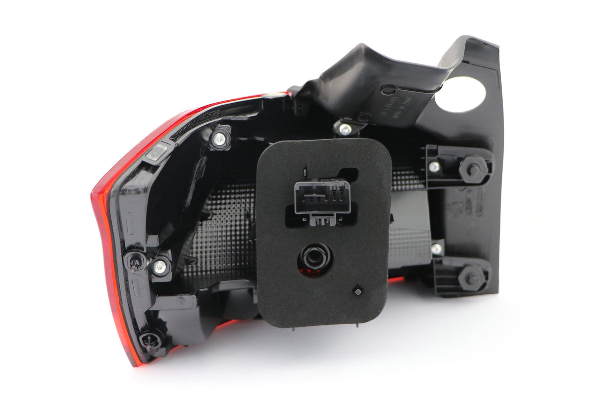 Hella LED Right Rear Light for Volkswagen, OEM quality, OEM 3G9945096A - View 3