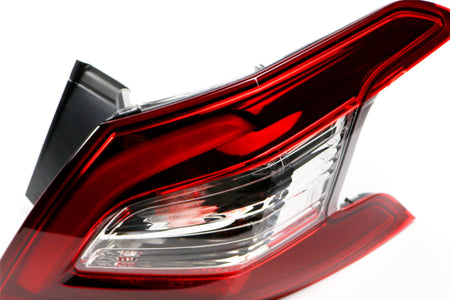Peugeot 308 Right Rear Light, Magneti Marelli OEM, OEM 9677817580 - View 10