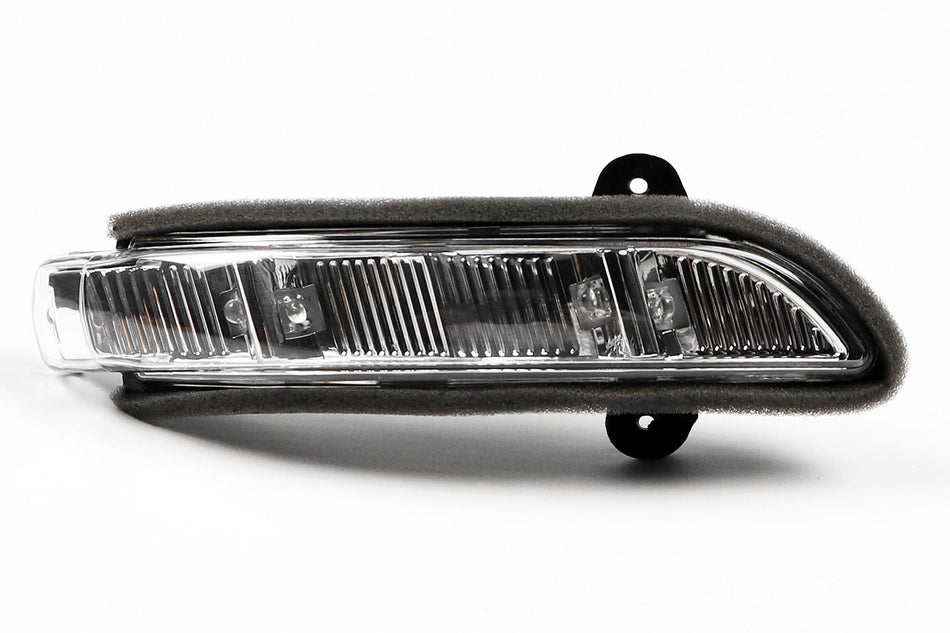 Mirror Indicator Right LED - for Mercedes-Benz - OEM 388-BZL129 | Eurowagens