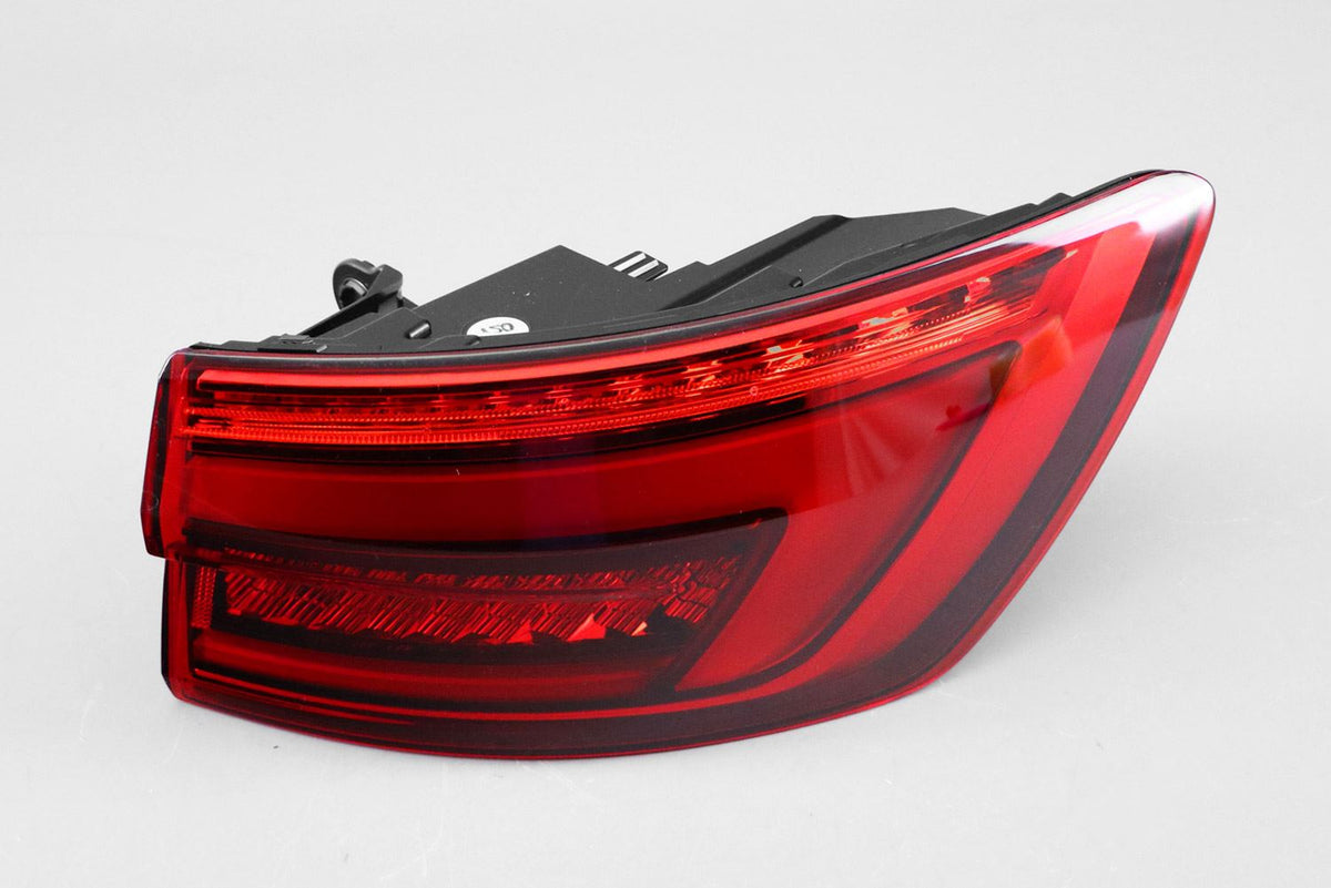 Audi A4 B9 Right Rear Light, Magneti Marelli OEM, OEM 8W9945092 - View 3