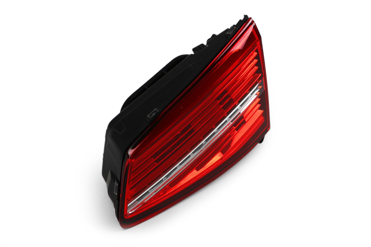 Volkswagen Passat Right Rear Light, Magneti Marelli OEM, OEM 3G9945308 - View 6