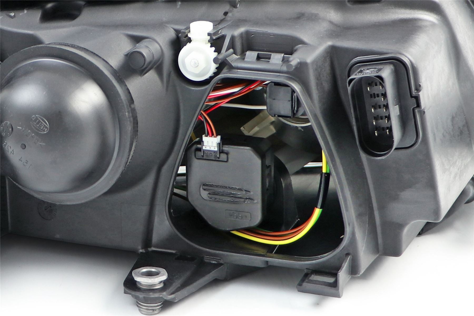 Hella Left Headlight for Volkswagen, OEM quality, OEM 3B0941015 - View 12