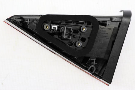 Hella LED Left Rear Light for Skoda, OEM quality, OEM 3V9945307B - View 8