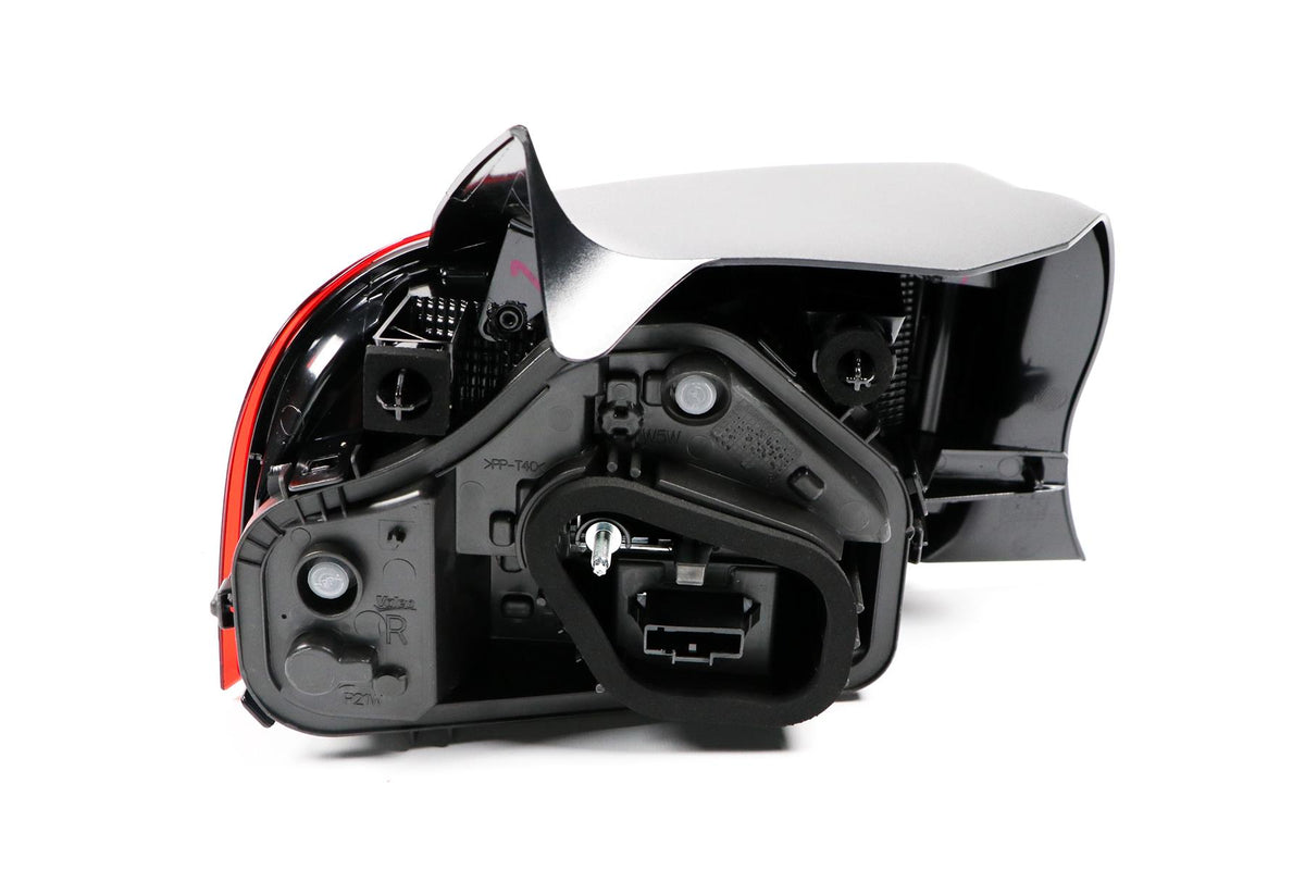 Citroen C4 Cactus Right Rear Light, Valeo OEM, OEM 9800916280 - View 7
