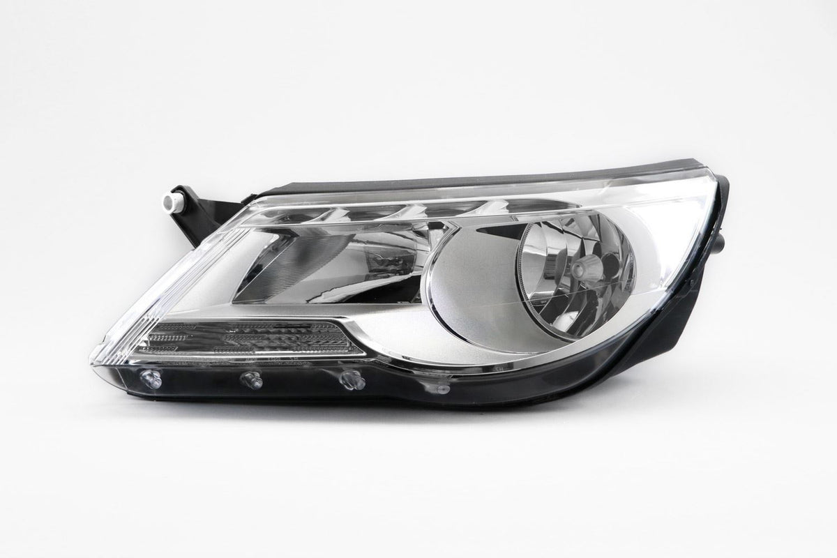 Volkswagen Tiguan Left Headlight, Hella OEM, OEM 5N2941031G - View 7
