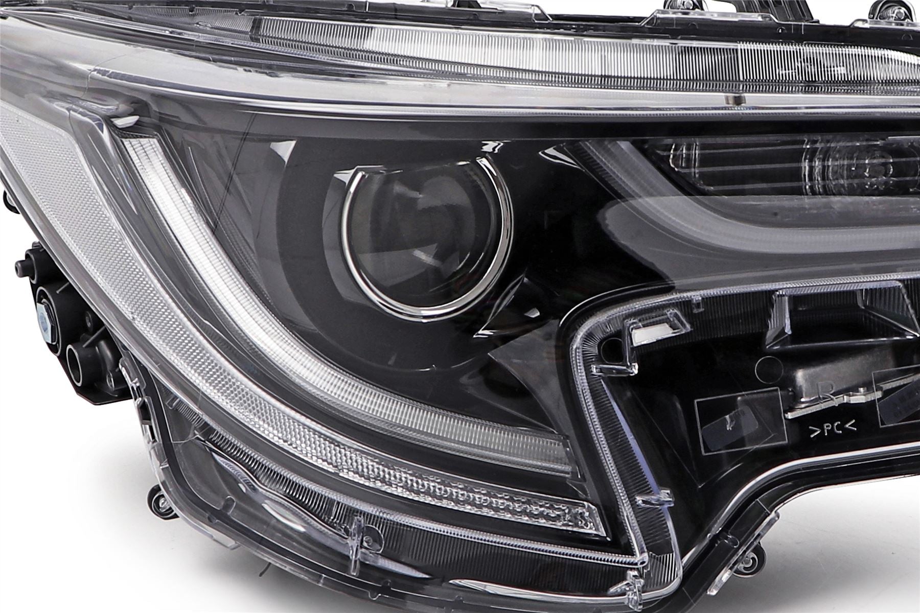Toyota Corolla Right Headlight, Valeo OEM, OEM 8111002T10 - View 4