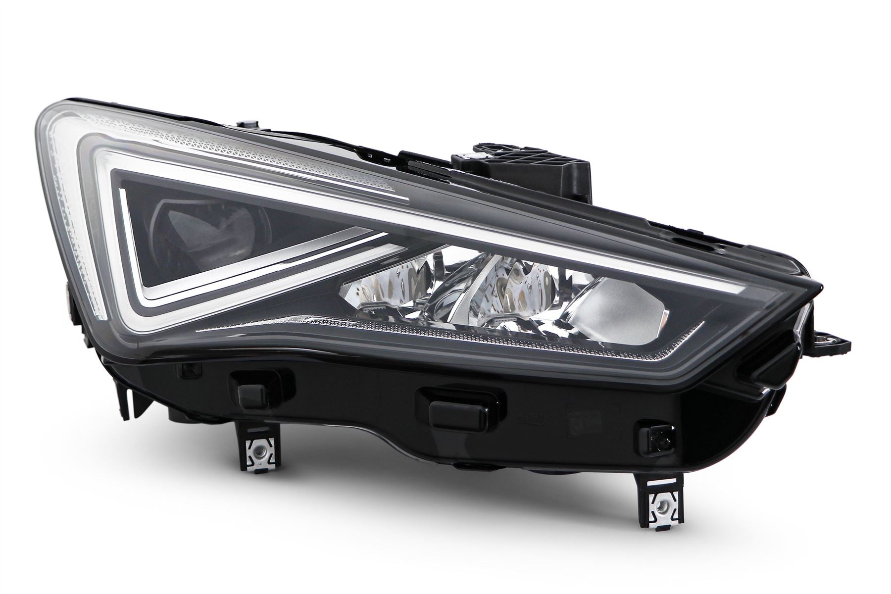 Valeo LED Right Headlight for Seat & Cupra, OEM quality, OEM 5FC941774, MPN 451091