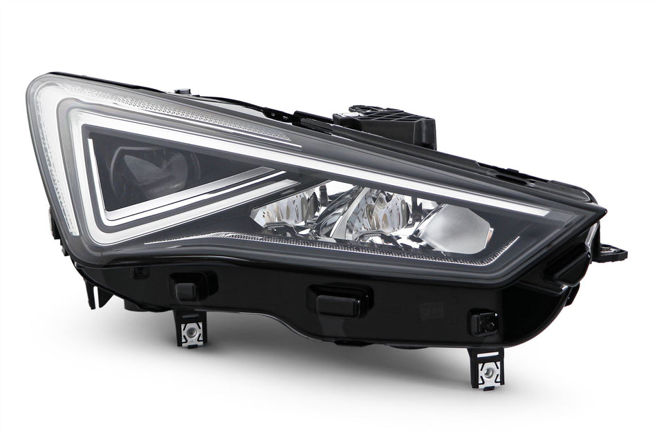Valeo LED Right Headlight for Seat & Cupra, OEM quality, OEM 5FC941774, MPN 451091