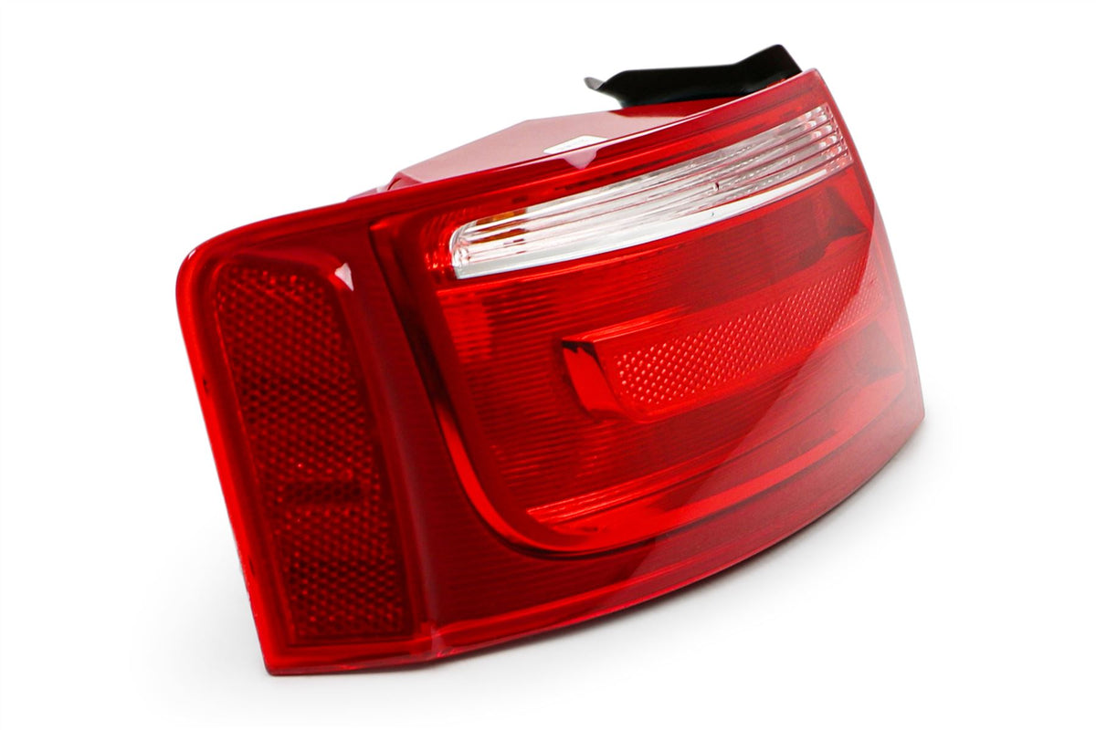 Audi A5 Left Rear Light, Magneti Marelli OEM, OEM 8T0945095 - View 2