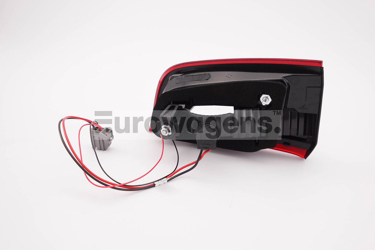 Volvo S60 Right Rear Light, Magneti Marelli OEM, OEM 30796272 - View 3